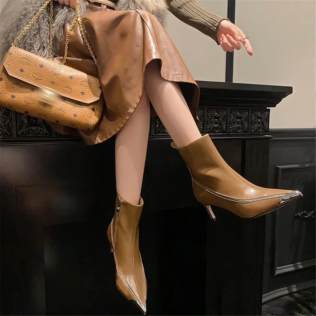 CrocGlam Pointed Cow Leather Boots