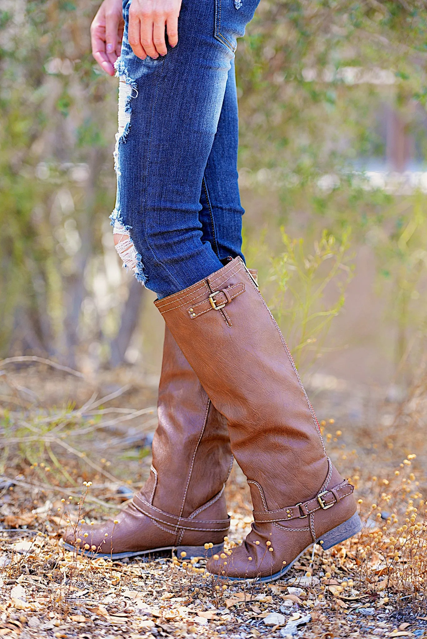 To Die For Tan Boots - Red Zipper